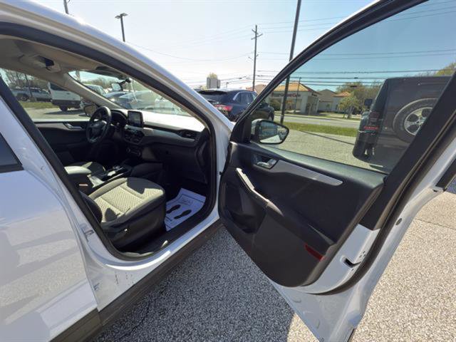 Used 2020 Ford Escape SE FWD image 19