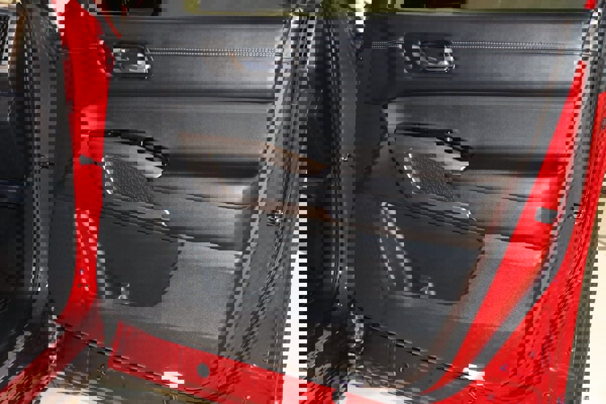 Used 2022 Nissan Pathfinder Platinum w/ Cargo Package image 55