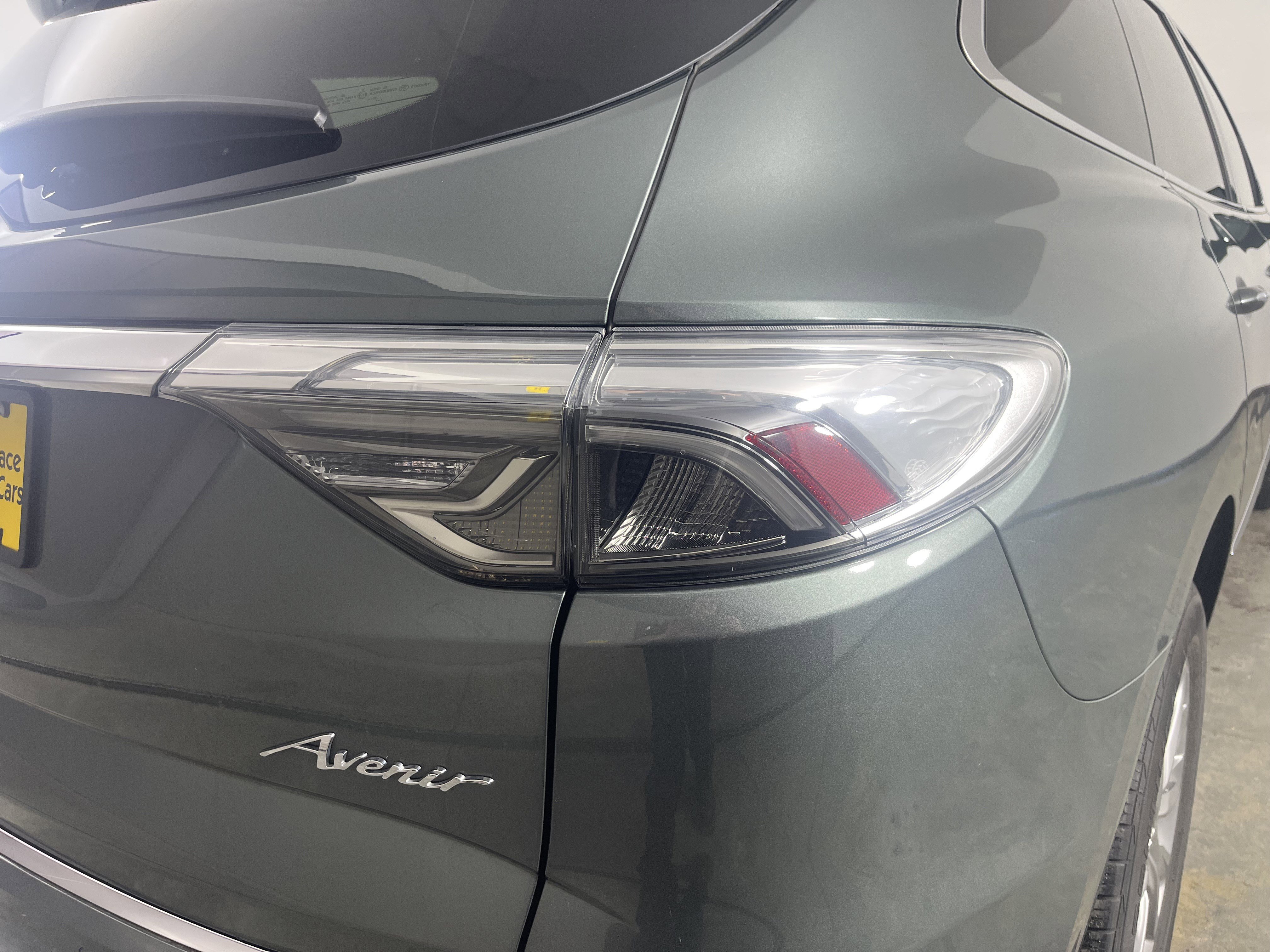 Used 2023 Buick Enclave Avenir w/ Avenir Technology Package image 28