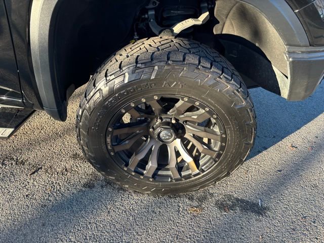 Used 2024 GMC Sierra 1500 AT4X image 41