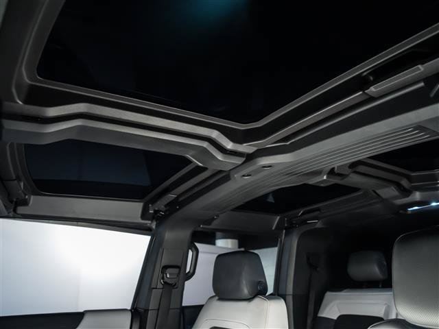 Used 2024 GMC Hummer EV 2X w/ LPO, Sport Package AWD/4WD image 19