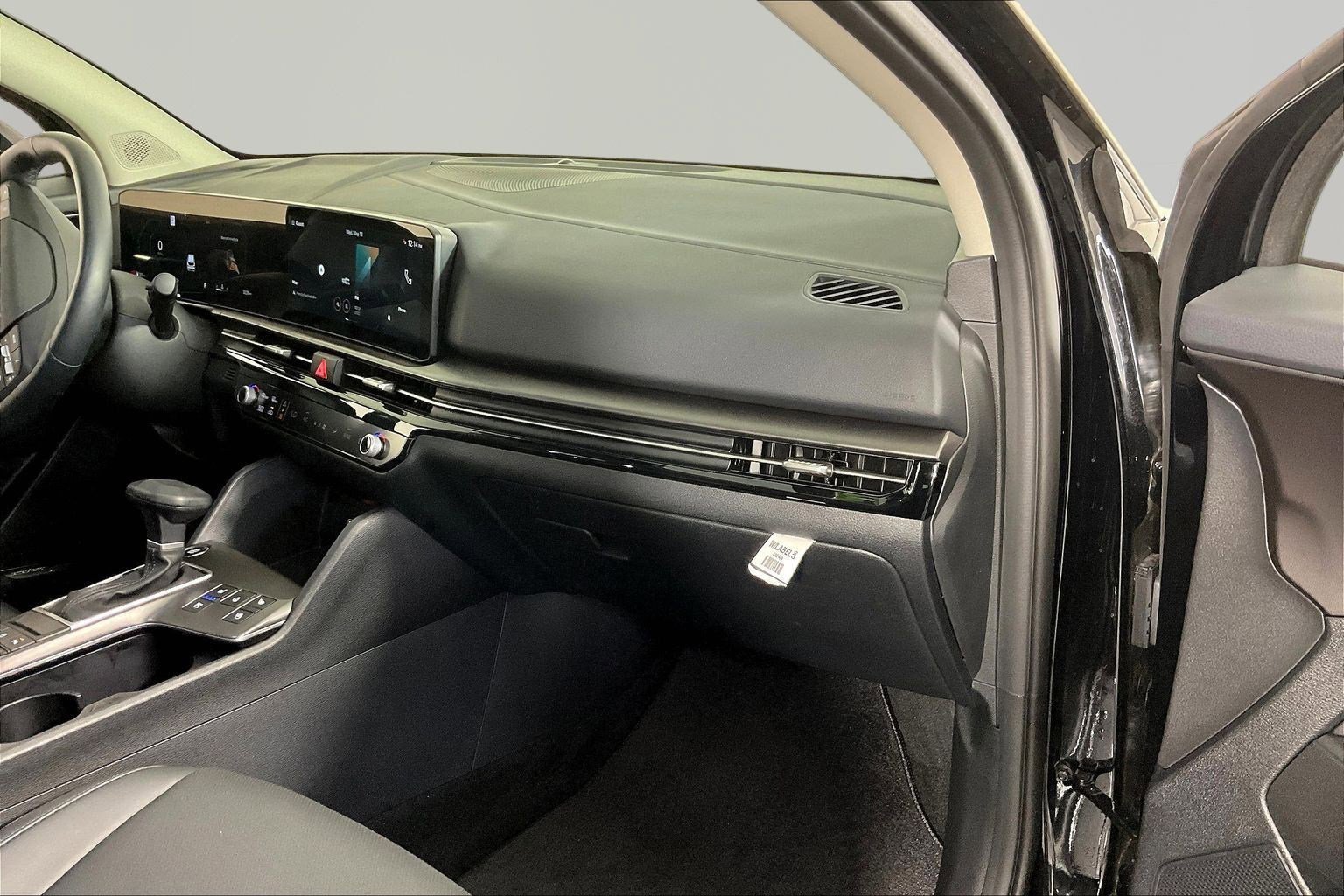 Certified 2026 Kia Sportage SX AWD/4WD image 26