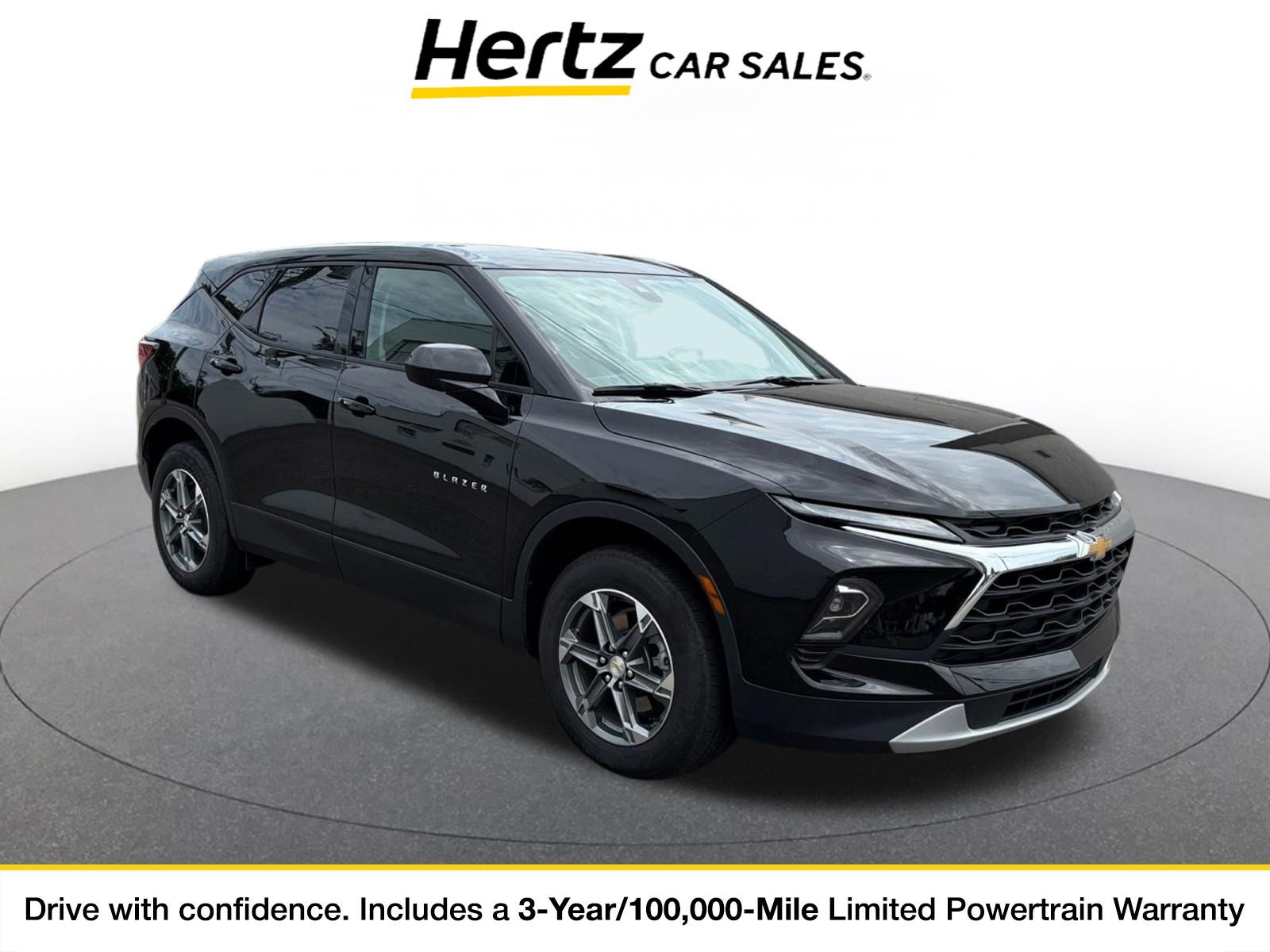 Used 2025 Chevrolet Blazer LT FWD image 1