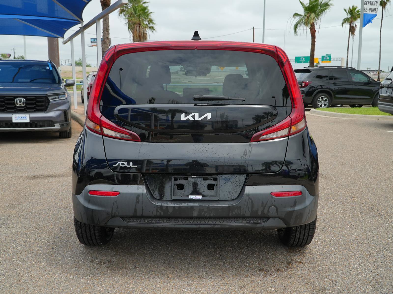 Used 2022 Kia Soul LX w/ Technology Package FWD image 6
