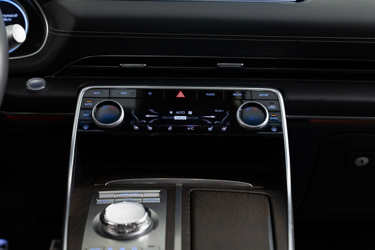 Used 2023 Genesis GV80 3.5T w/ Advanced Package AWD/4WD image 42