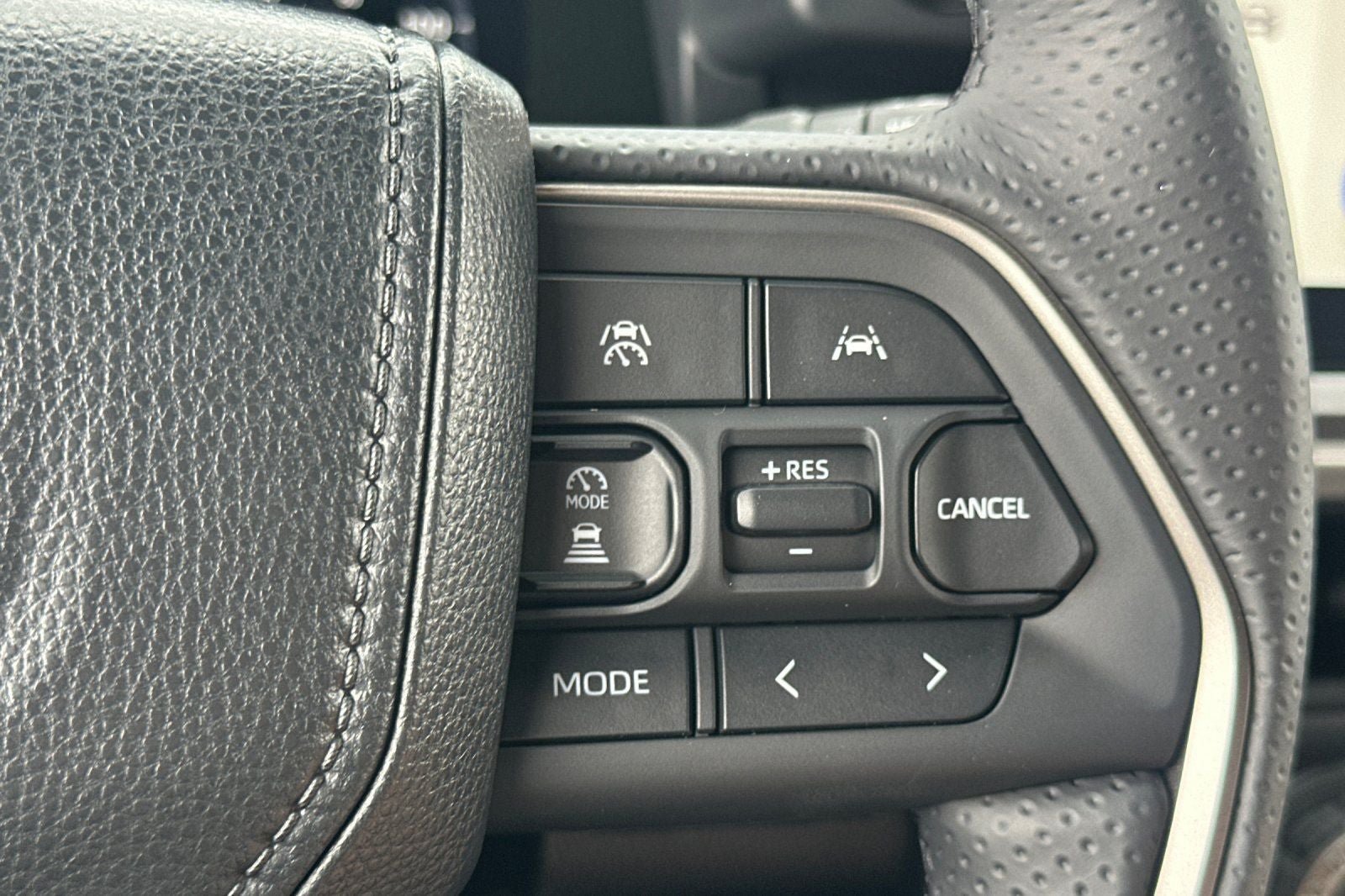 New 2026 Toyota 4Runner TRD Off-Road Premium AWD/4WD image 28