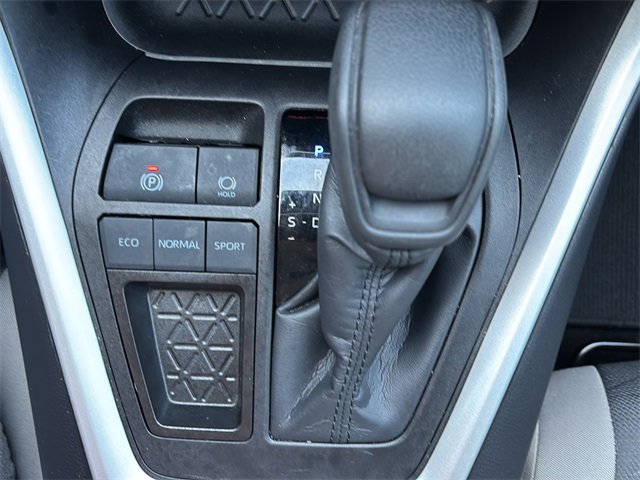 Used 2024 Toyota RAV4 XLE image 25