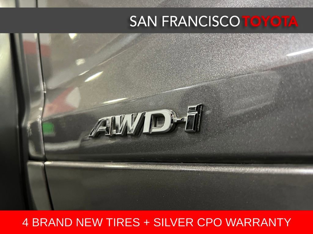 Used 2017 Toyota Highlander LE image 11