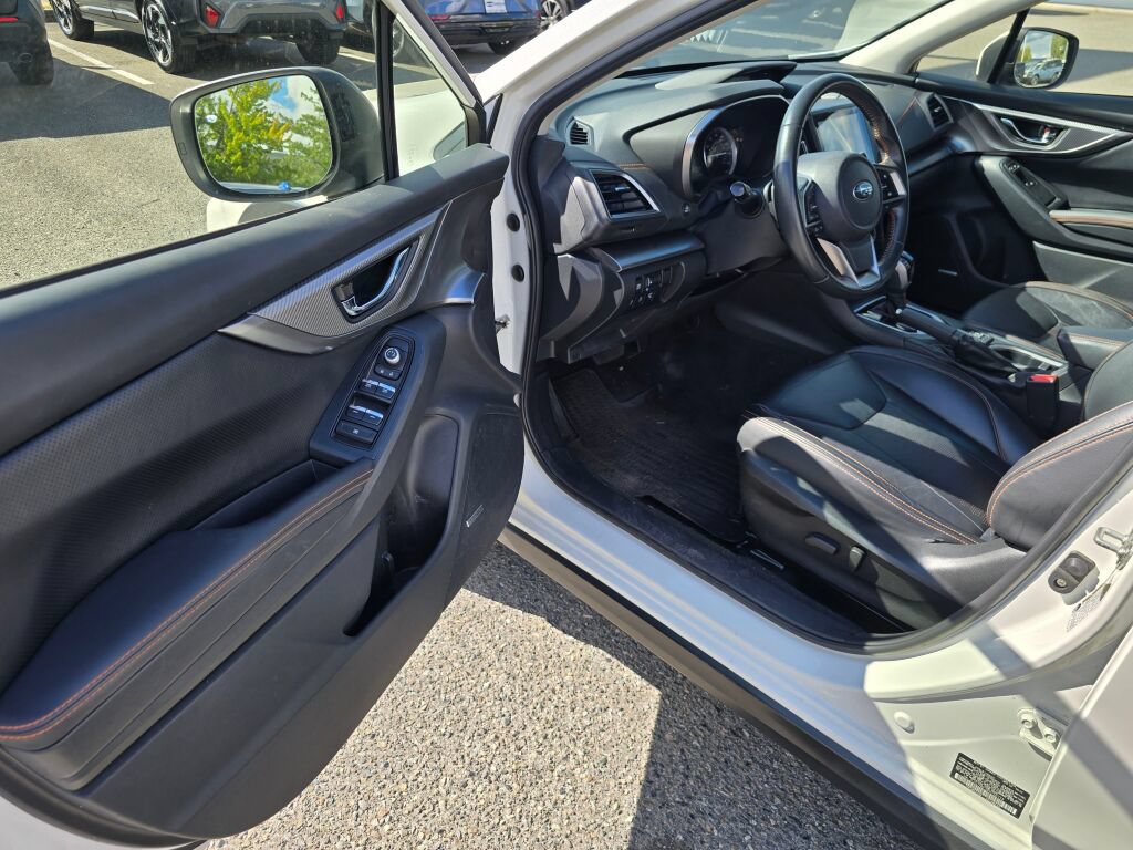 Used 2023 Subaru Crosstrek 2.5i Limited AWD/4WD image 14