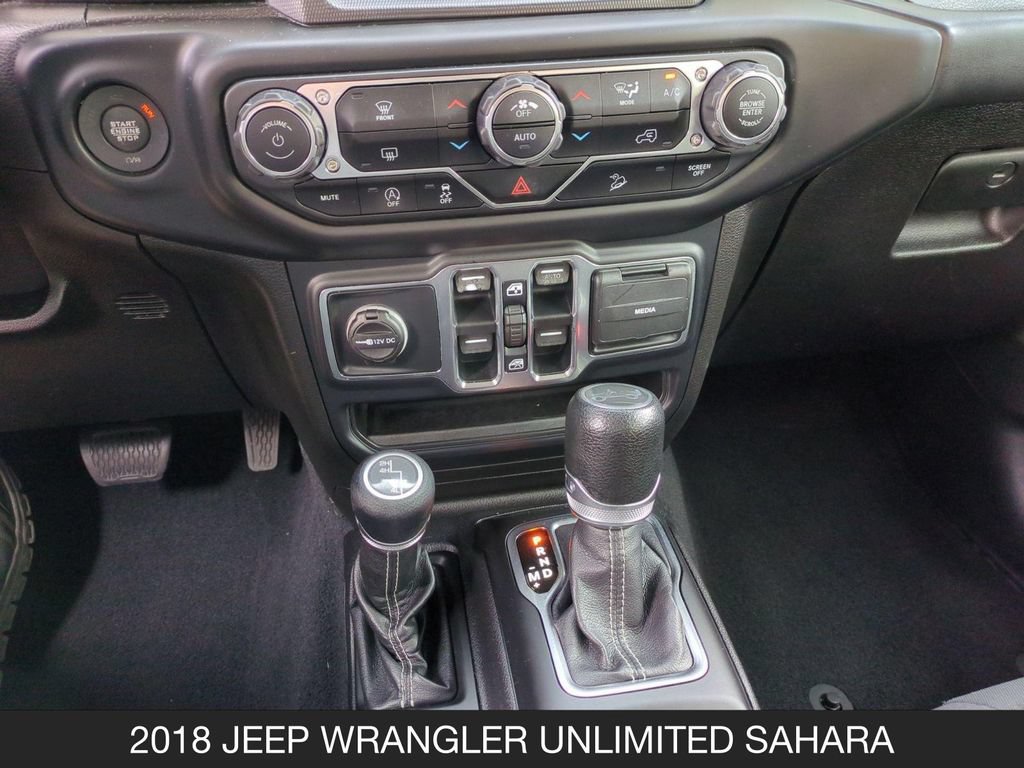 Used 2018 Jeep Wrangler Unlimited Sahara AWD/4WD image 23