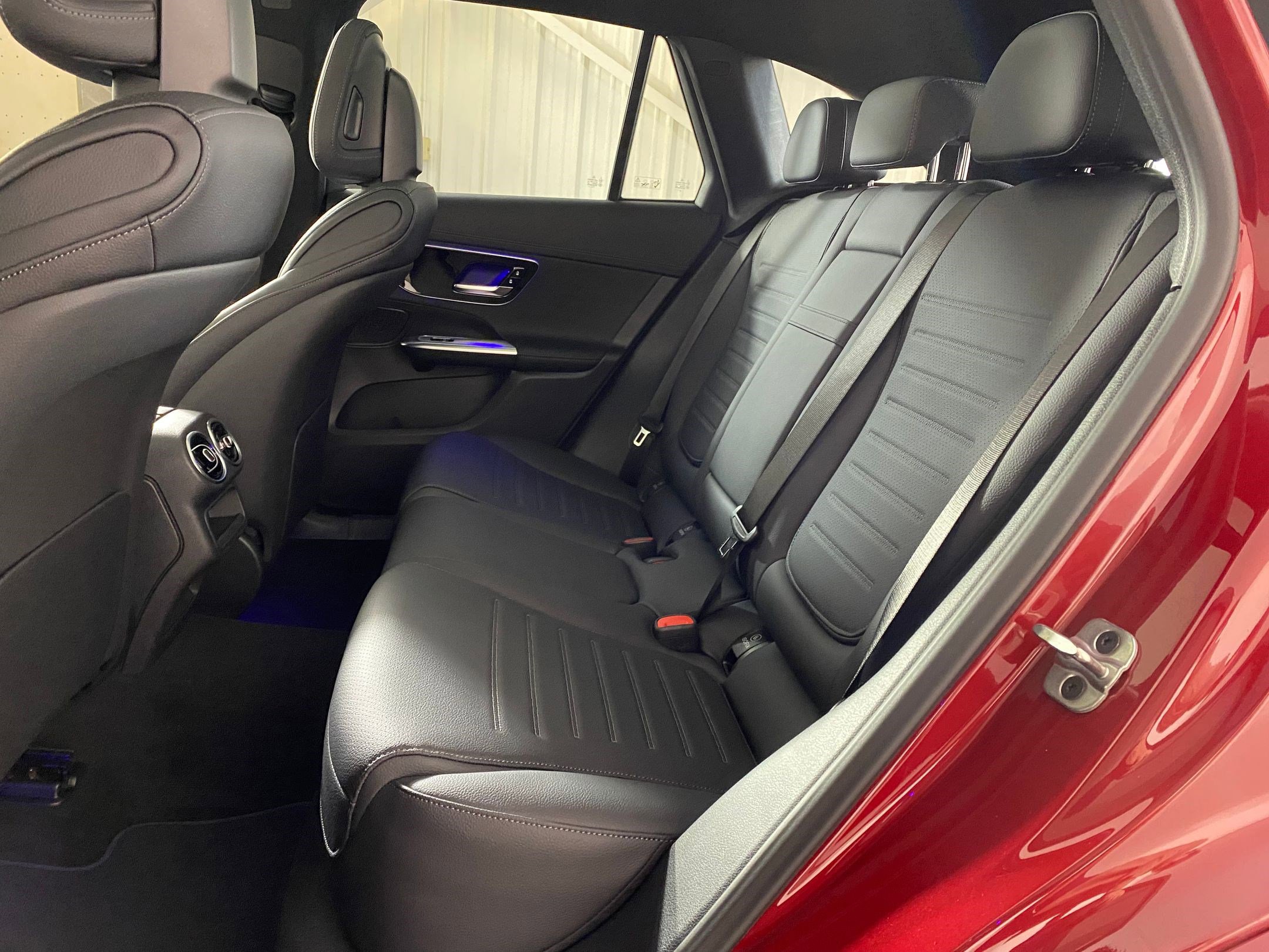 Used 2026 Mercedes-Benz GLC 300 4MATIC image 13