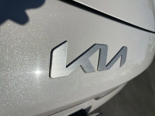 Used 2023 Kia Forte LXS image 29