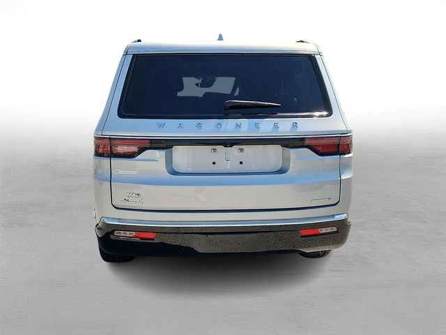 Used 2022 Jeep Wagoneer Series III AWD/4WD image 5