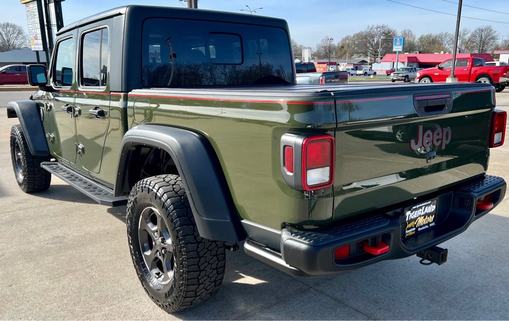 Used 2023 Jeep Gladiator Rubicon w/ Cold Weather Group AWD/4WD image 5