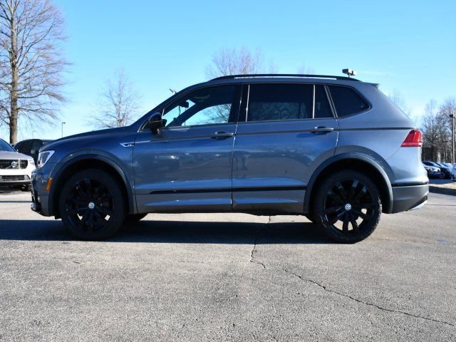 Used 2020 Volkswagen Tiguan SE R-Line AWD/4WD image 4