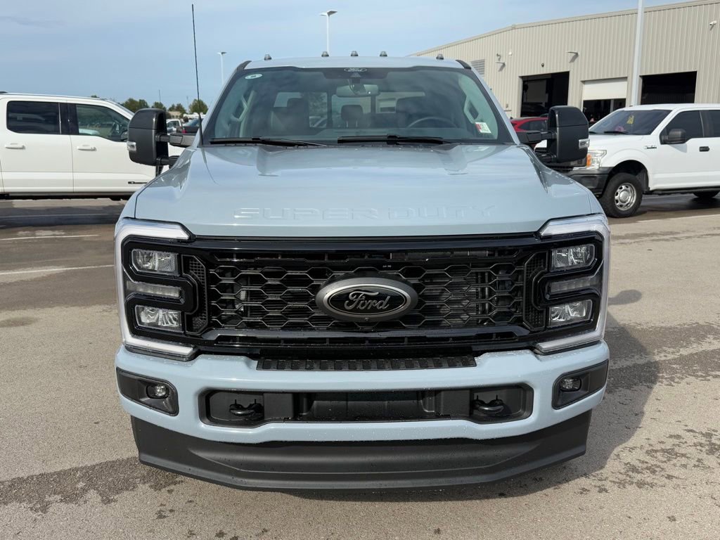 New 2026 Ford F250 Lariat w/ Black Appearance Package image 42