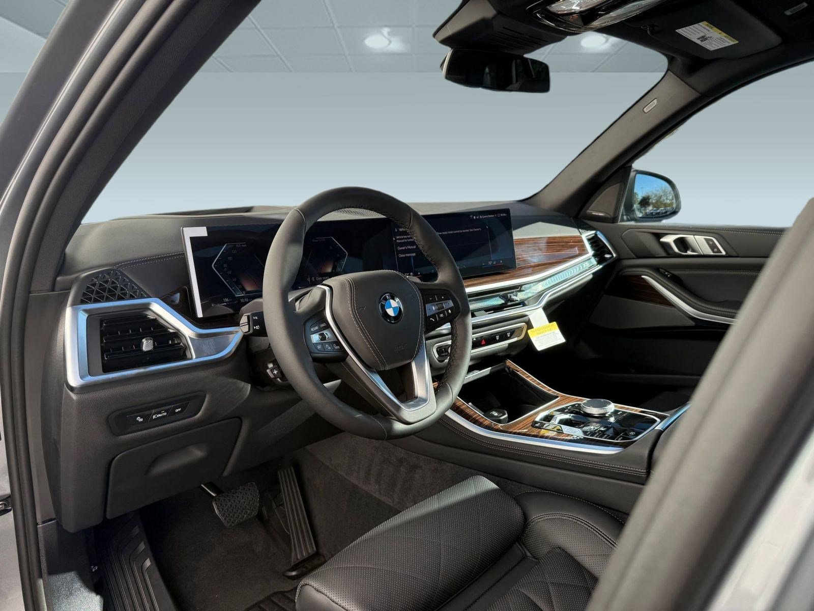 Used 2026 BMW X5 sDrive40i w/ Climate Comfort Package image 4