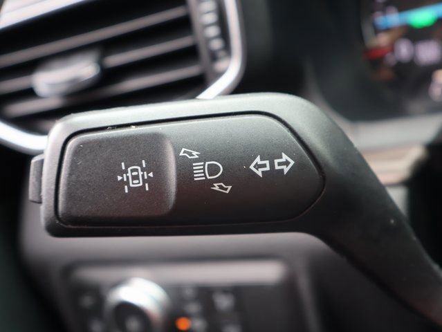 Used 2021 Ford Explorer Limited w/ Hybrid Equipment Group 310A AWD/4WD image 35