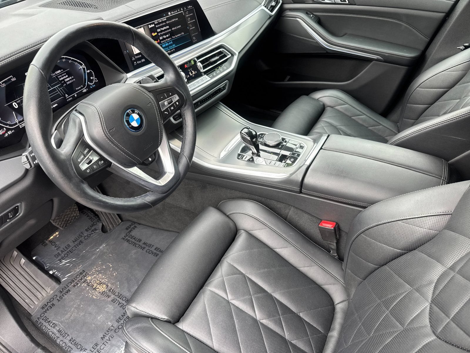 Used 2023 BMW X5 xDrive45e w/ Parking Assistance Package AWD/4WD image 10
