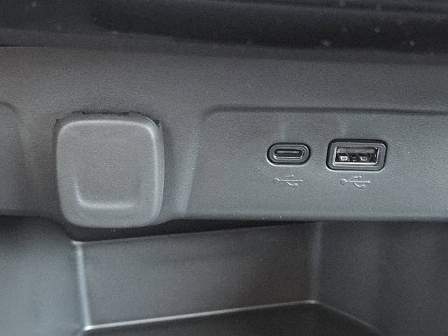New 2026 Chevrolet Trax LT w/ Driver Confidence Package FWD image 7