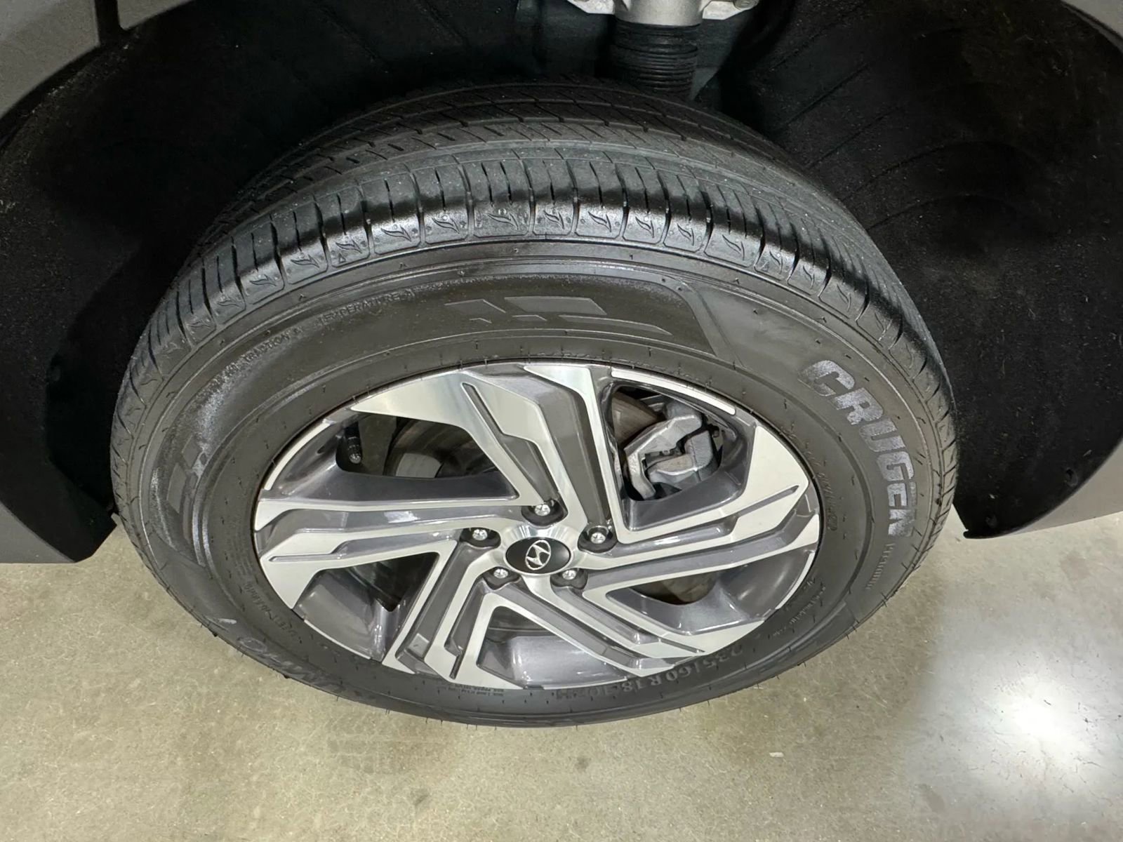 Used 2023 Hyundai Santa Fe SEL image 7