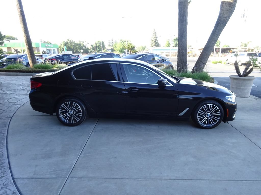 Used 2019 BMW 530i RWD image 9