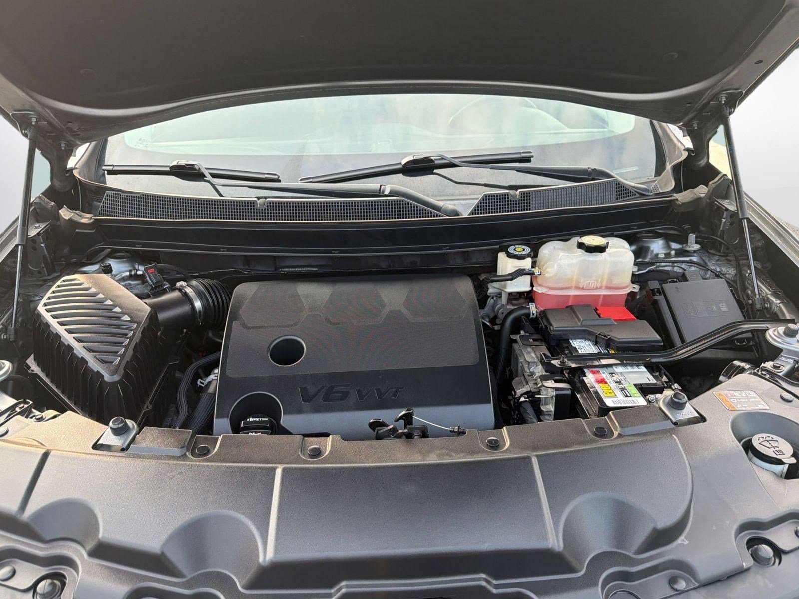 Used 2019 Chevrolet Traverse LT FWD image 30