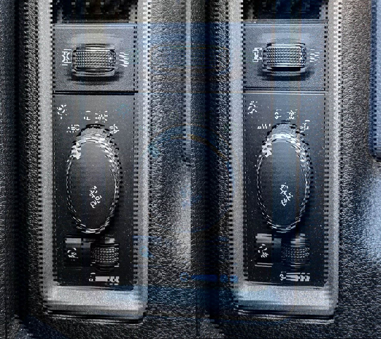 Used 2014 RAM 1500 Express image 23