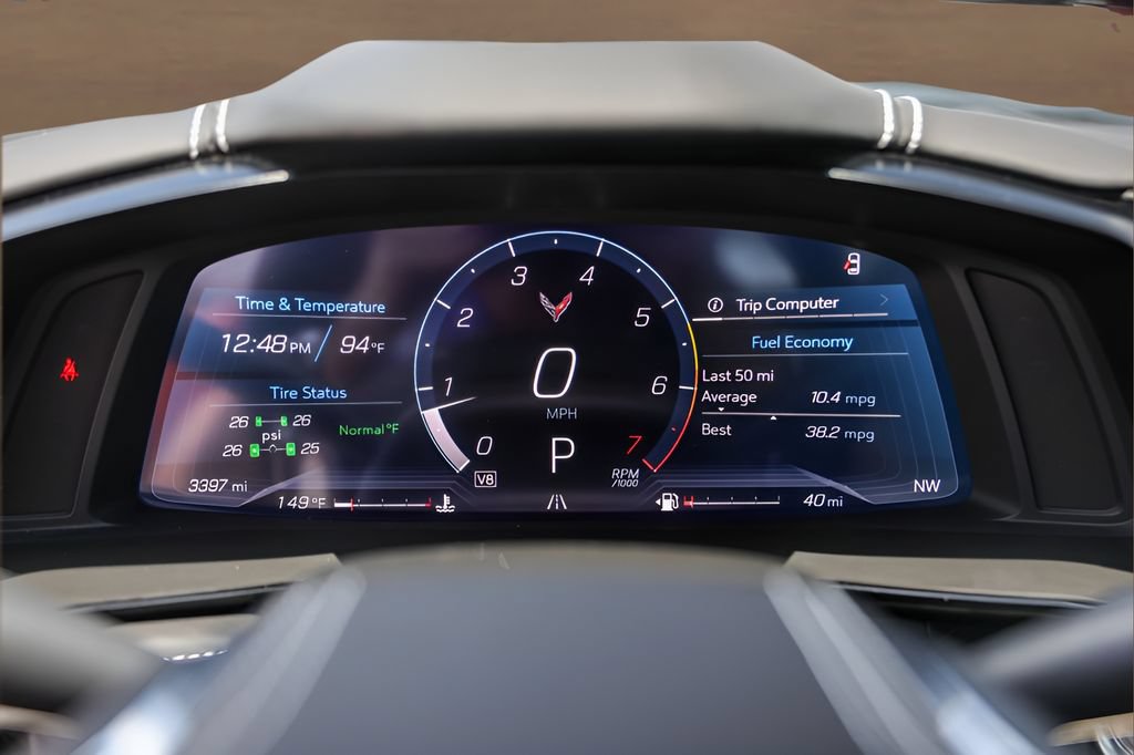 Used 2024 Chevrolet Corvette Stingray Premium Cpe w/ Battery Protection Package RWD image 11