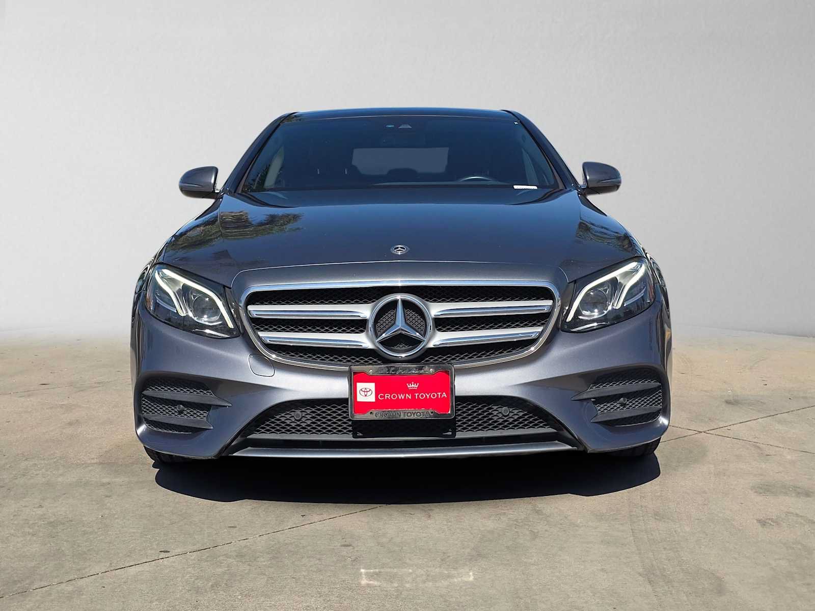 Used 2018 Mercedes-Benz E 300 image 8