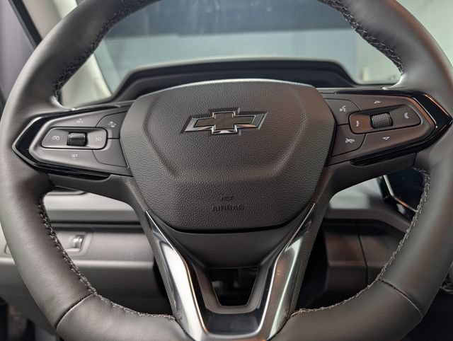 New 2027 Chevrolet Bolt LT w/ Comfort Package FWD image 17