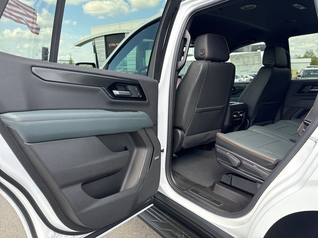 New 2026 GMC Yukon AT4 image 30
