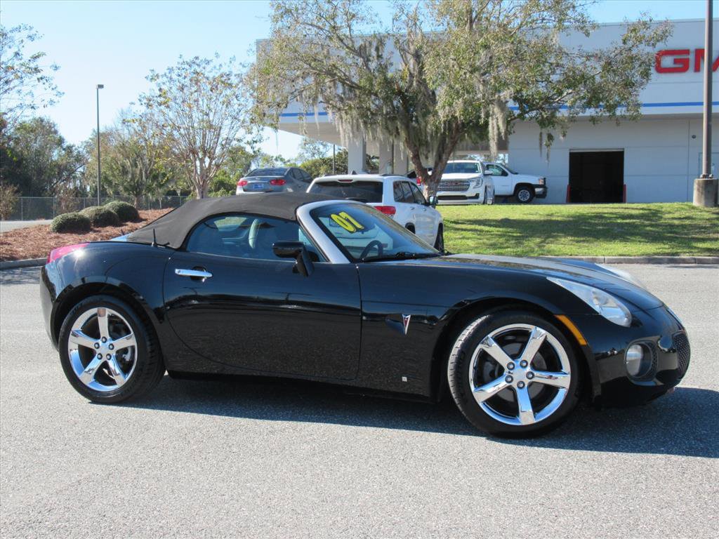 Used 2007 Pontiac Solstice GXP w/ Premium Package image 2