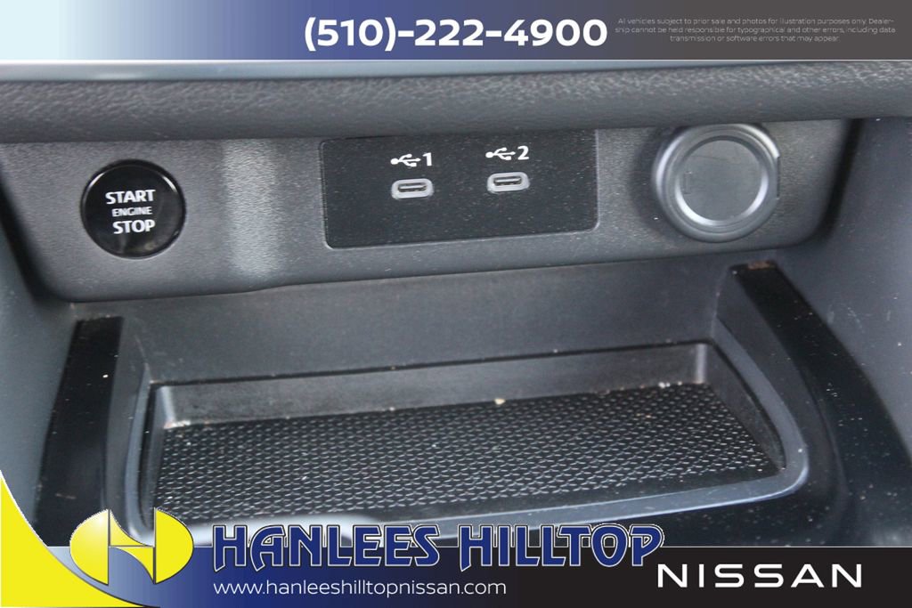 Used 2025 Nissan Rogue SV AWD/4WD image 24