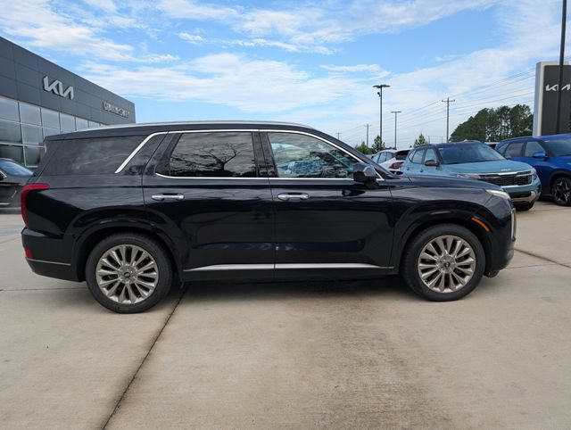 Used 2020 Hyundai Palisade Limited FWD image 2