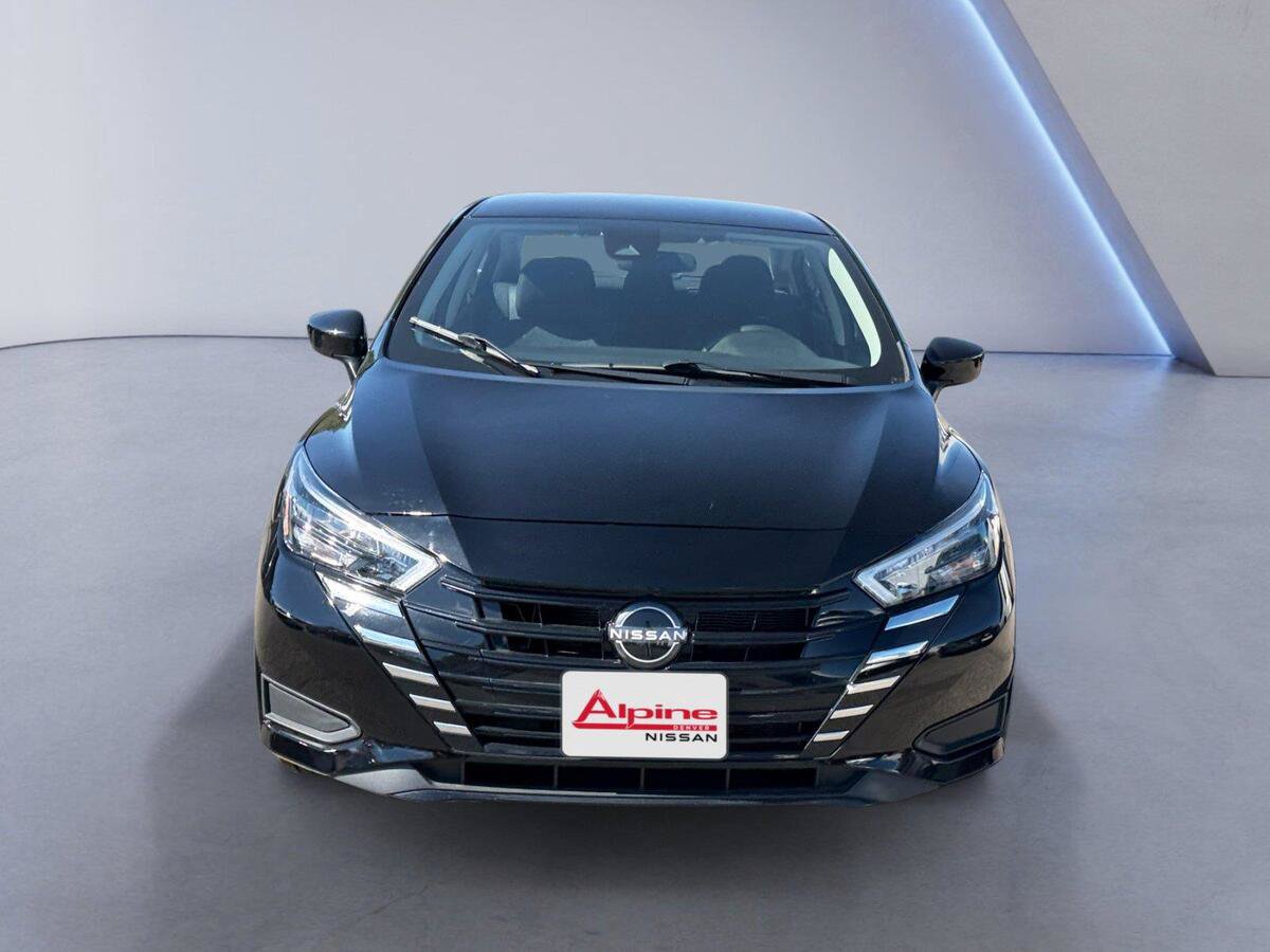 Used 2025 Nissan Versa SV FWD image 8