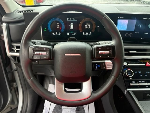 Used 2025 Hyundai Santa Fe SEL FWD image 15