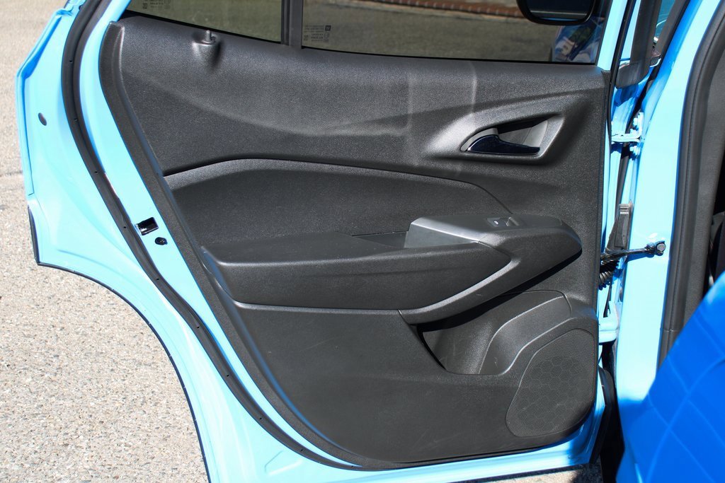 Used 2024 Chevrolet Trax RS w/ Sunroof Package image 31