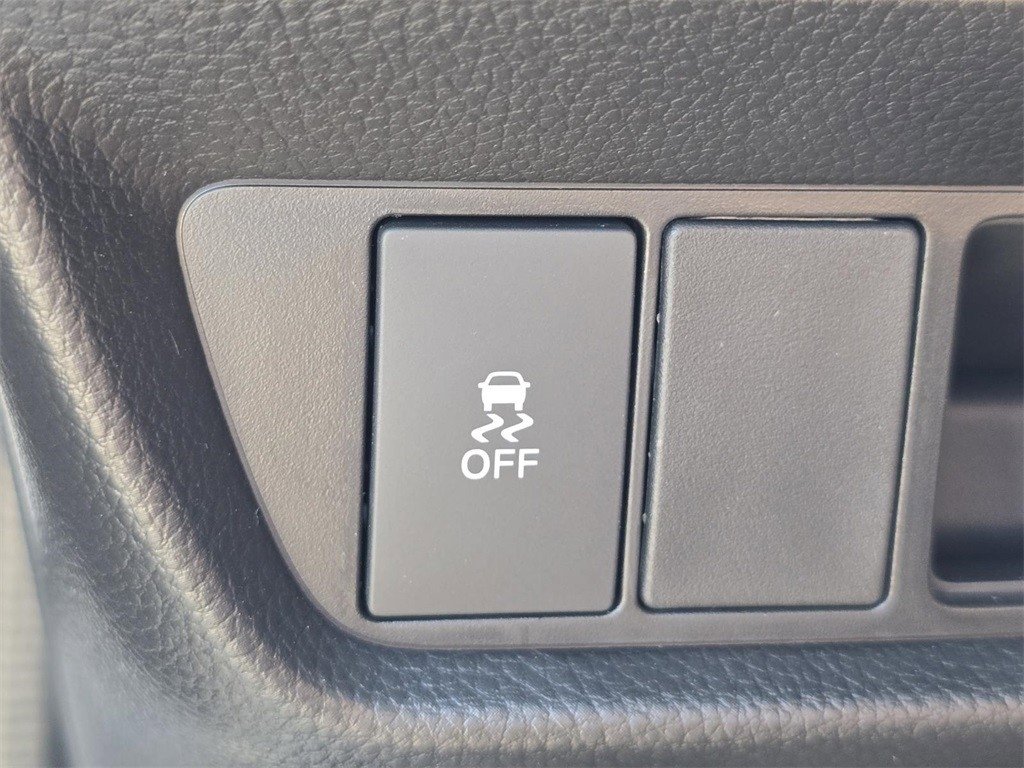 New 2026 Honda HR-V LX image 9