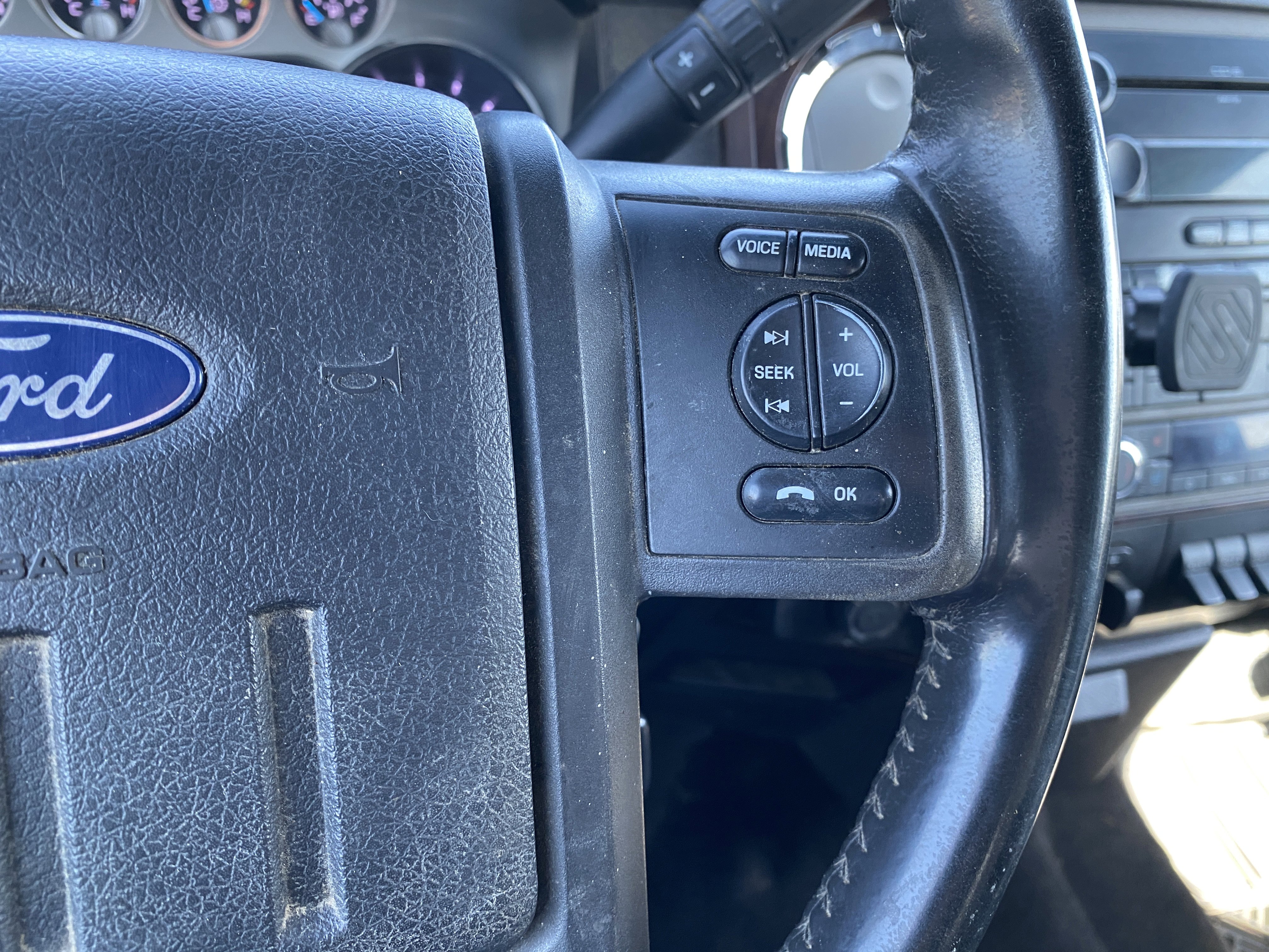 Used 2011 Ford F350 Lariat w/ FX4 4X4 Off-Road Pkg image 22