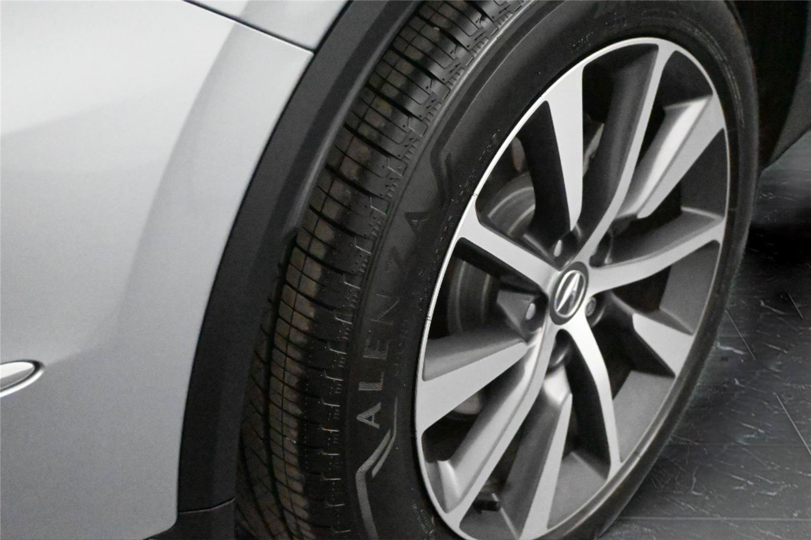 Certified 2026 Acura MDX FWD w/ Technology Package image 16