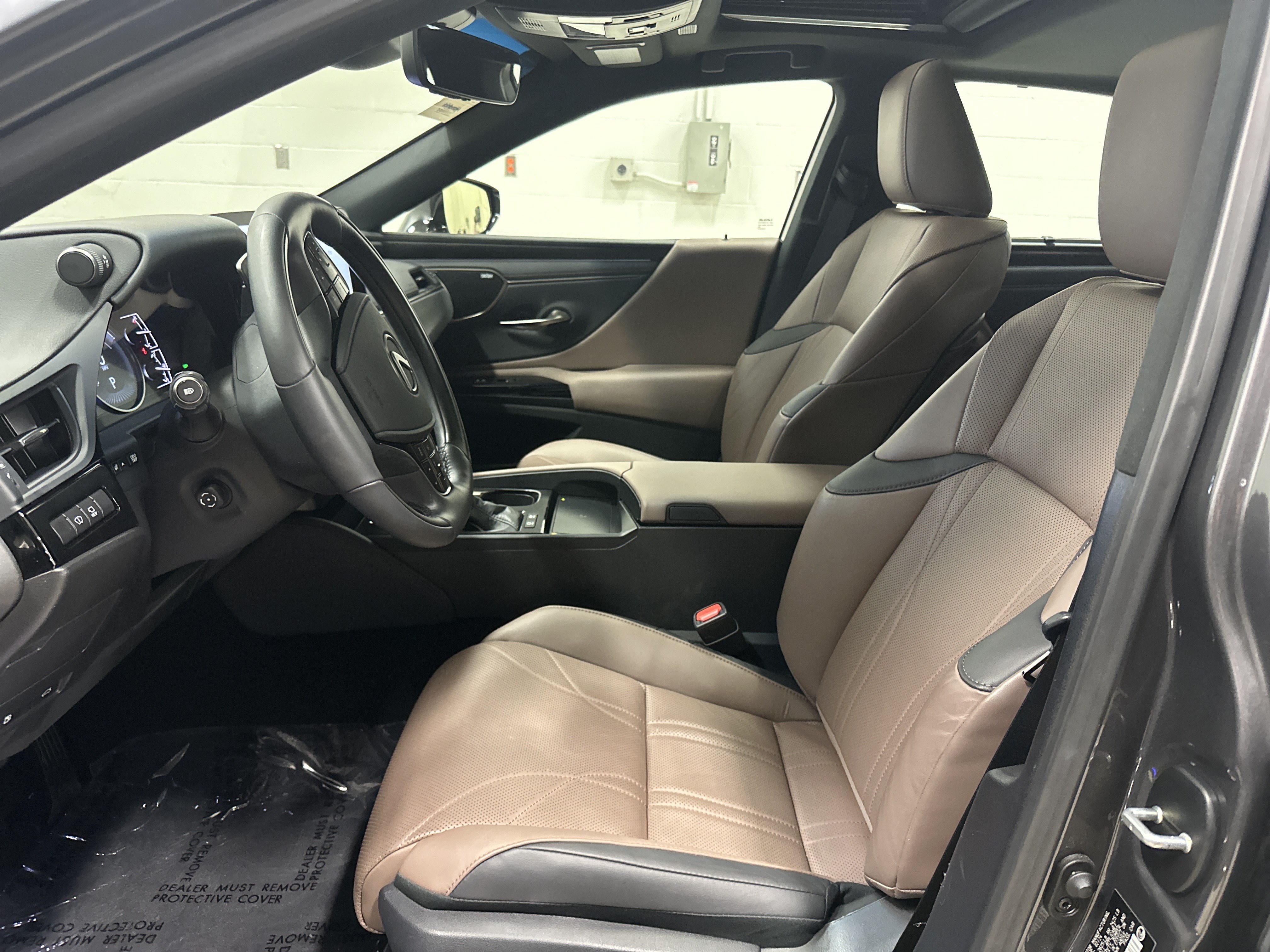 Certified 2024 Lexus ES 300h Ultra Luxury w/ Accessory Package (Z1) FWD image 16