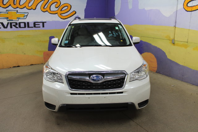 Used 2016 Subaru Forester 2.5i Premium w/ All-Weather Package AWD/4WD image 3