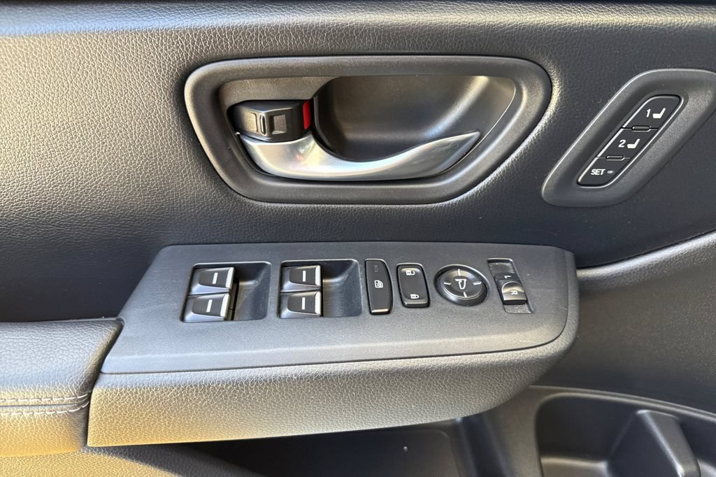 Certified 2024 Honda Pilot EX-L image 5