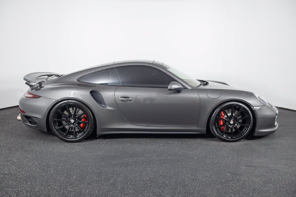 Used 2014 Porsche 911 Turbo w/ Carbon Interior Package AWD/4WD image 12