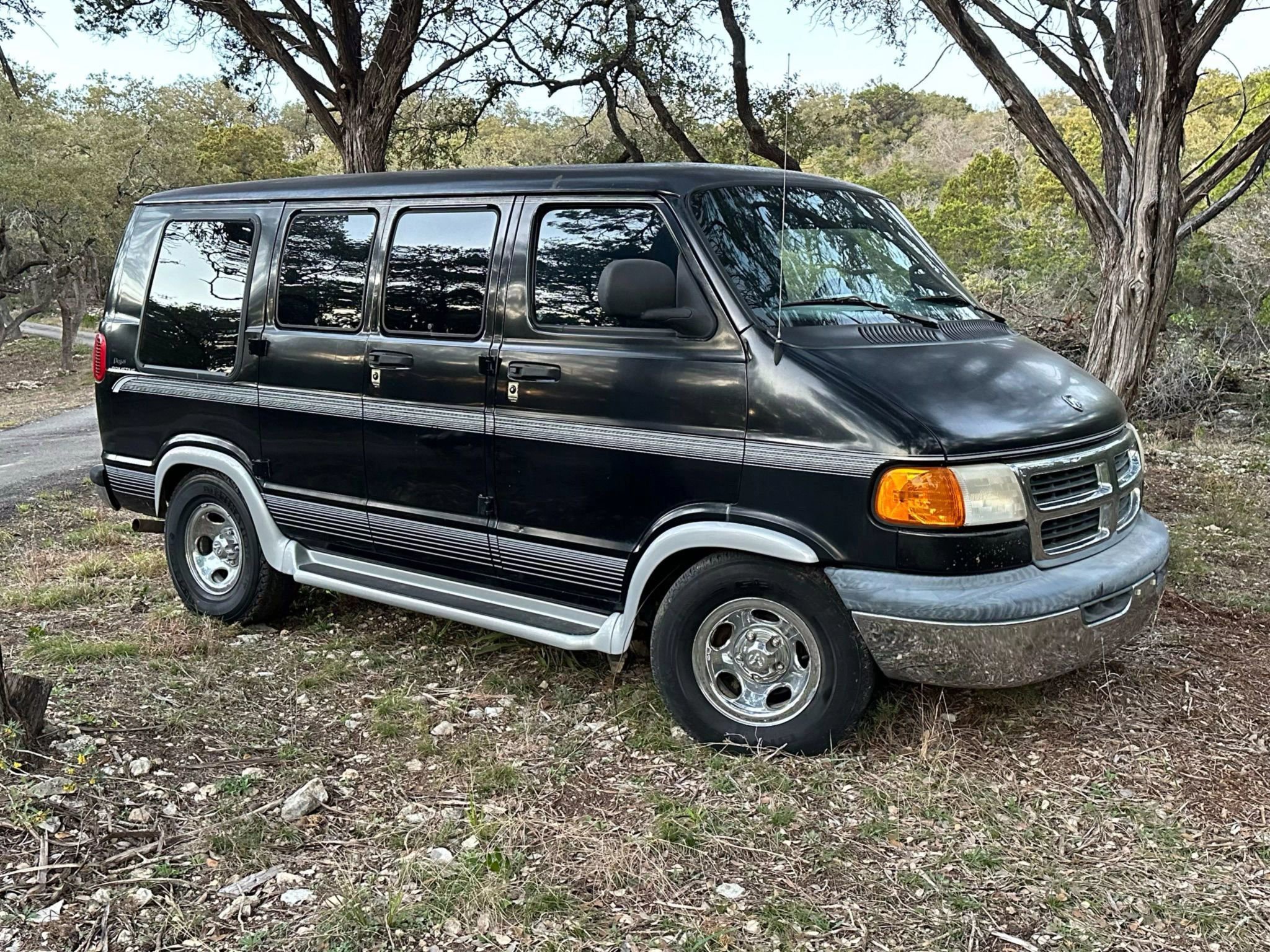 Used 1999 Dodge B1500