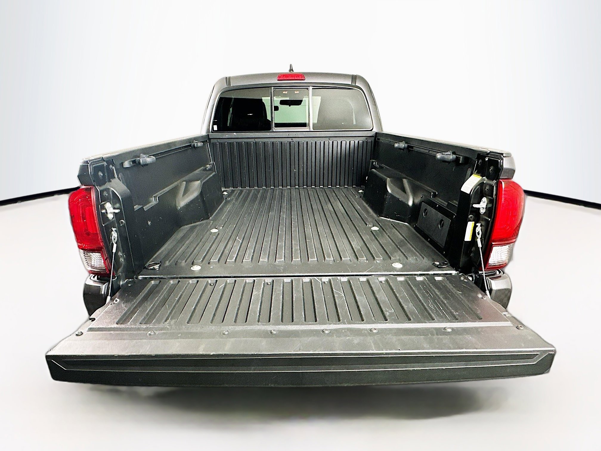 Used 2023 Toyota Tacoma SR RWD image 26