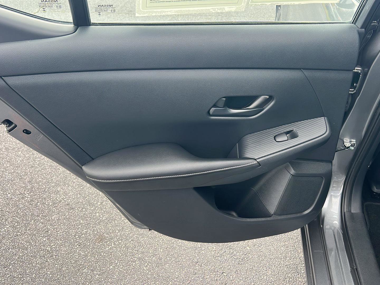 Used 2025 Nissan Sentra S image 17