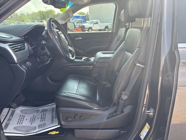 Used 2015 Chevrolet Suburban LT RWD image 20