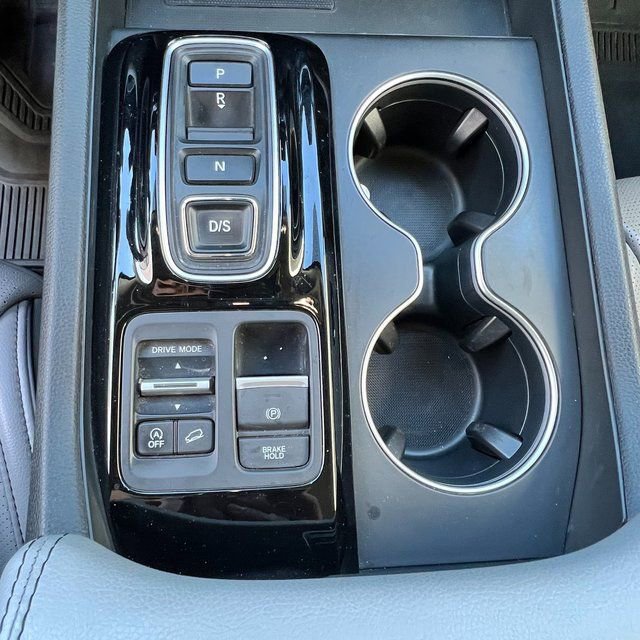 Used 2023 Honda Pilot Elite image 14